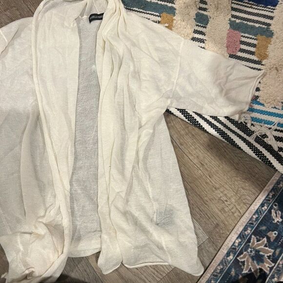 Isabella Rodriguez small white sheer cardigan - Picture 2 of 7